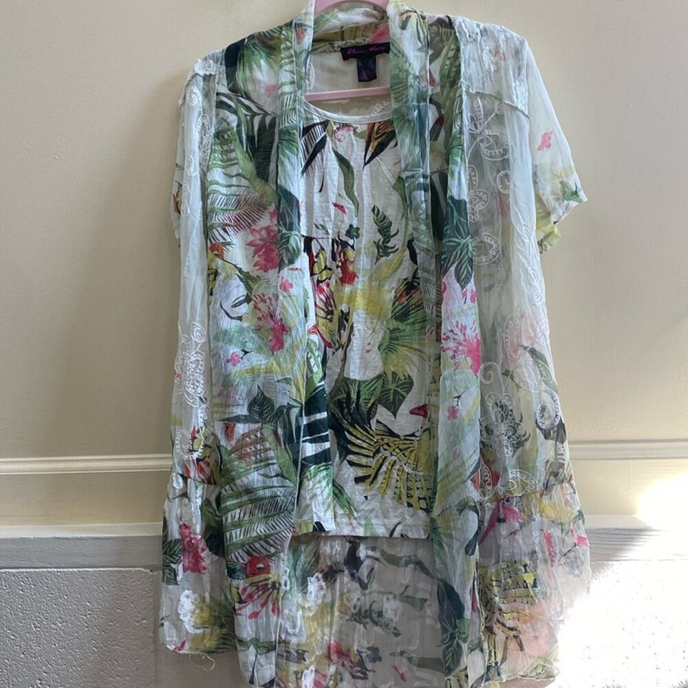 Elena Wang L Women's White slip on floral blouse